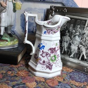 ANTIQUE IRONSTONE PITCHER mint- Aurora Pattern